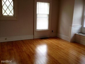707 Center St-Unit -Apt 4 in Ashland, OH - Building Photo - Building Photo