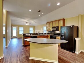 21711 Prairie Spring Ln in Spring, TX - Foto de edificio - Building Photo