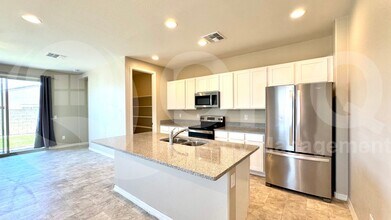 989 W Hess Ave in Coolidge, AZ - Building Photo - Building Photo