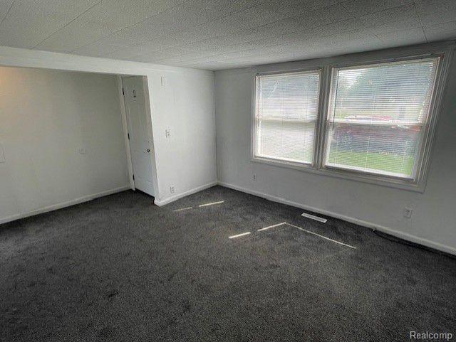 2855 Fisher Ave in Commerce Township, MI - Building Photo - Building Photo