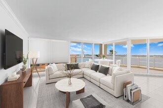 1617 N Flagler Dr in West Palm Beach, FL - Building Photo - Building Photo