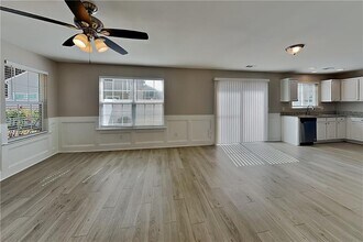 324 Hiawassee Dr in Woodstock, GA - Building Photo - Building Photo