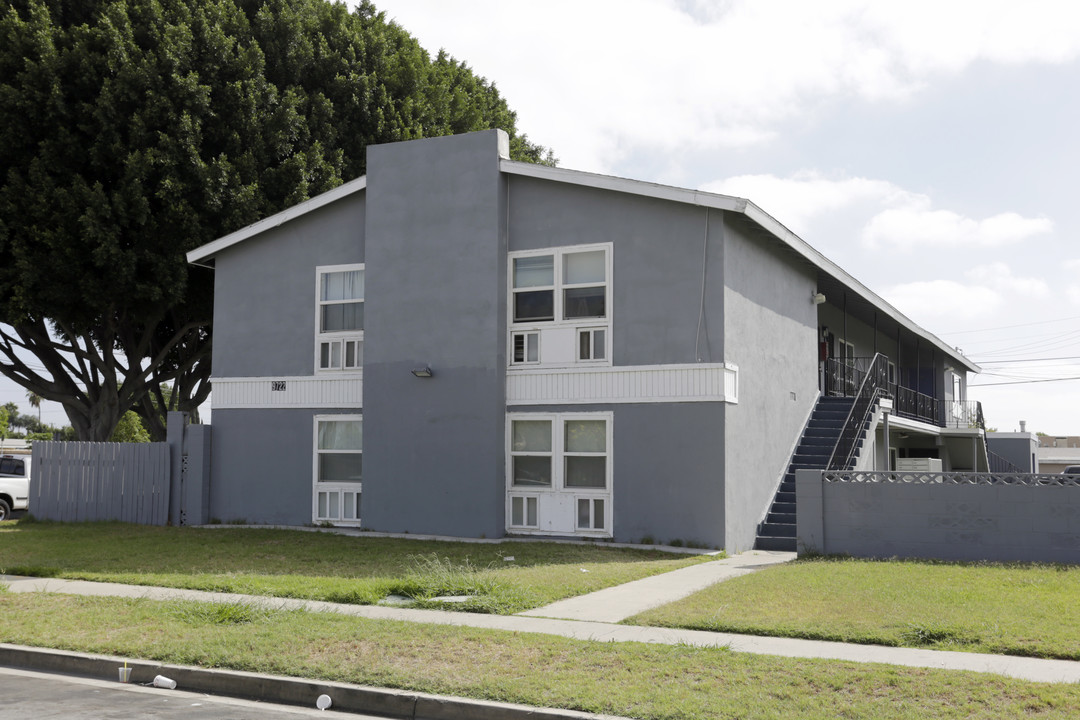 9722 Katella Ave in Garden Grove, CA - Foto de edificio