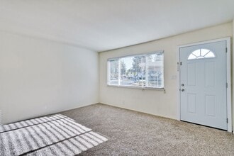 10131 Craft Dr in Cupertino, CA - Building Photo - Building Photo