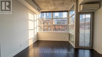 478 King St W in Toronto, ON - Building Photo - Building Photo