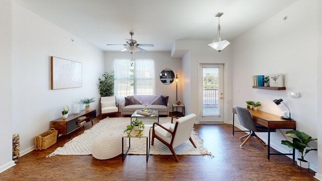 Watermark at Jordan Creek in West Des Moines, IA - Building Photo - Building Photo