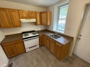 237 W Clarkson Ave in Philadelphia, PA - Building Photo - Building Photo
