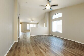 10355 W Sunflower Pl in Avondale, AZ - Building Photo - Building Photo