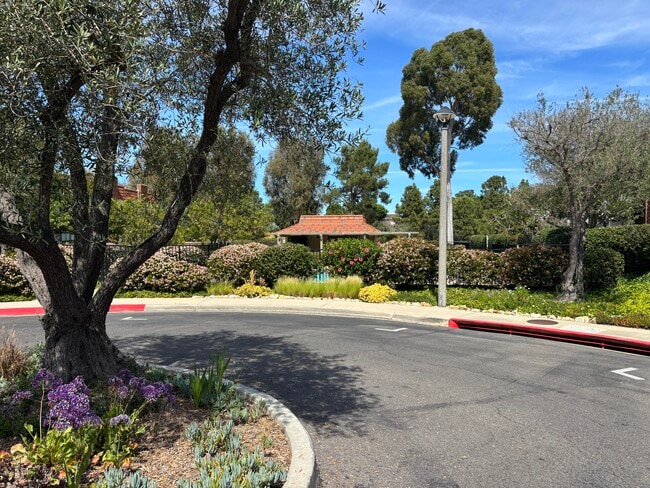 27912 Ridgecove Ct N in Rancho Palos Verdes, CA - Foto de edificio - Building Photo