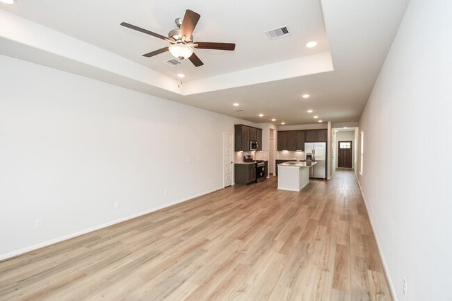 8319 Bristlecone Pne Wy in Magnolia, TX - Building Photo - Building Photo