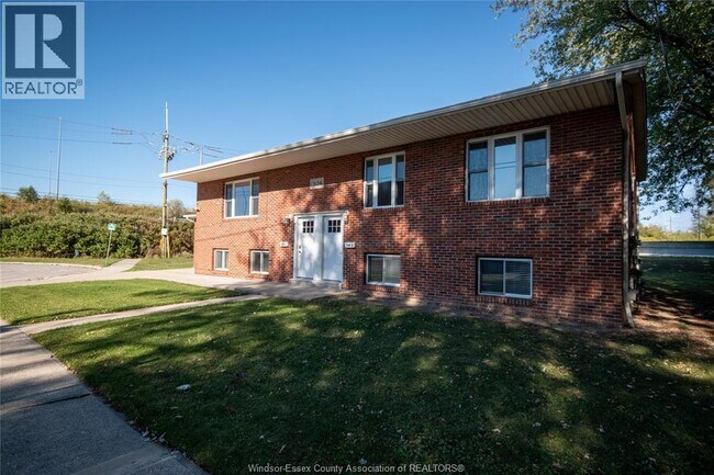 3134 Riberdy Rd in Windsor, ON - Building Photo - Building Photo