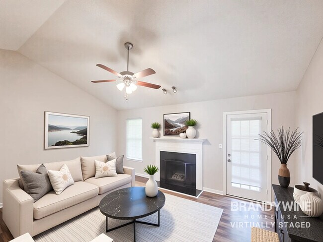 3660 Hudson Way in Rex, GA - Foto de edificio - Building Photo