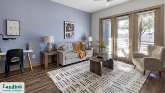 5005 Galleria Dr in Farmers Branch, TX - Building Photo