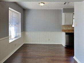 3900 Wentworth Dr in Arlington, TX - Building Photo - Building Photo