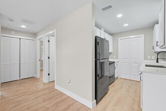 518 N 10th St in Palatka, FL - Building Photo - Building Photo