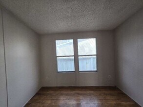 5815 Dylan Dr in Baytown, TX - Building Photo - Building Photo