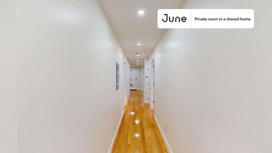 Room in Shared 4 bed/2 bath home, Unit B in Boston, MA - Building Photo - Building Photo