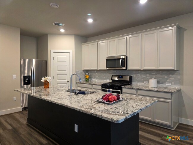 property at 7402 Taylor Knoll Ct