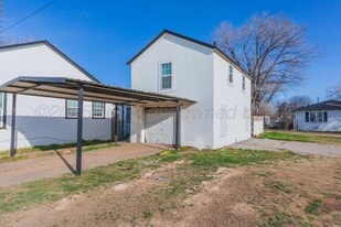 525 SE 2nd St in Tulia, TX - Building Photo