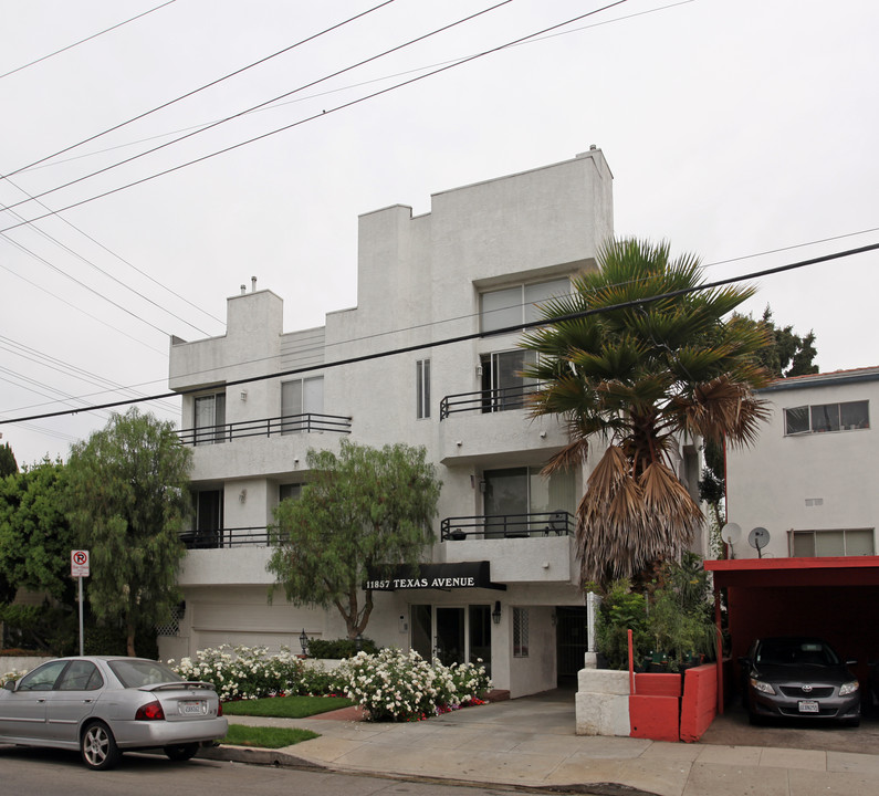 11857 Texas Ave in Los Angeles, CA - Foto de edificio