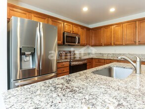 6736 Stone St SE in Lacey, WA - Building Photo - Building Photo