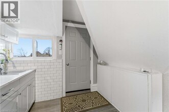 36 Stanley Ave in Hamilton, ON - Building Photo - Building Photo