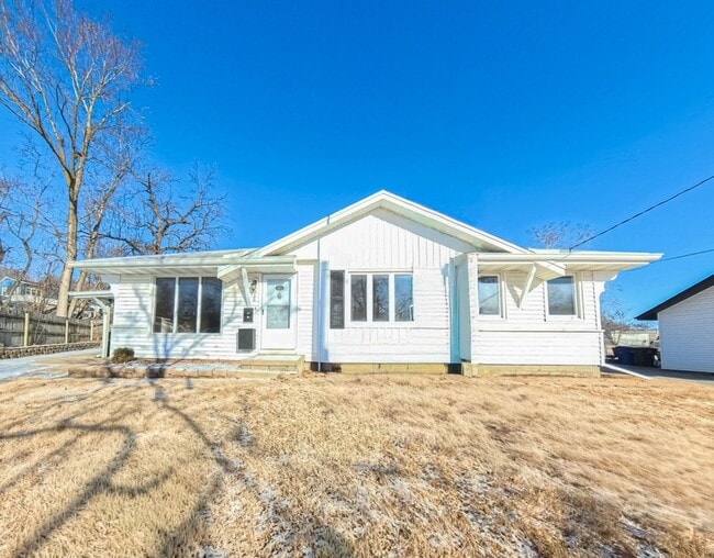 property at 315 Miller Ave