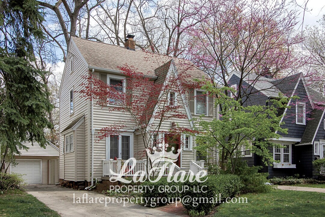 3730 Wyckliffe Pkwy in Toledo, OH - Building Photo