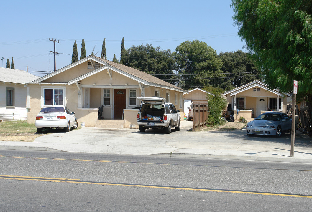 360 Moorpark Ave in Moorpark, CA - Building Photo