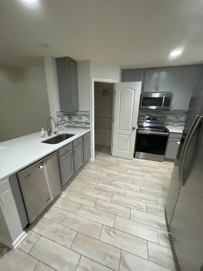159 Merlot Way in St. Augustine, FL - Building Photo - Building Photo