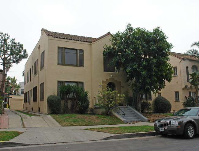 622 N Genesee Ave in Los Angeles, CA - Building Photo - Building Photo