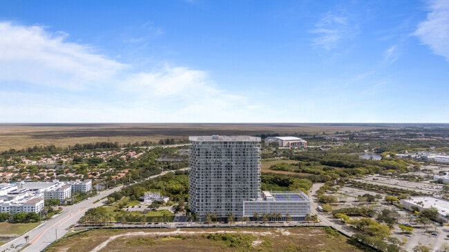 2000 Metropica Way, Unit #2504 in Sunrise, FL - Building Photo - Building Photo