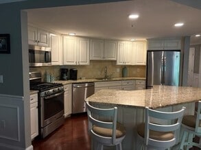 7 Sterling Hill Ln in Exeter, NH - Building Photo - Building Photo