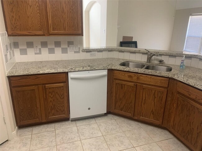 property at 2621 Tidenhaven Dr