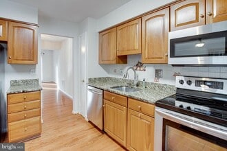 9620 Masterworks Dr in Vienna, VA - Building Photo - Building Photo