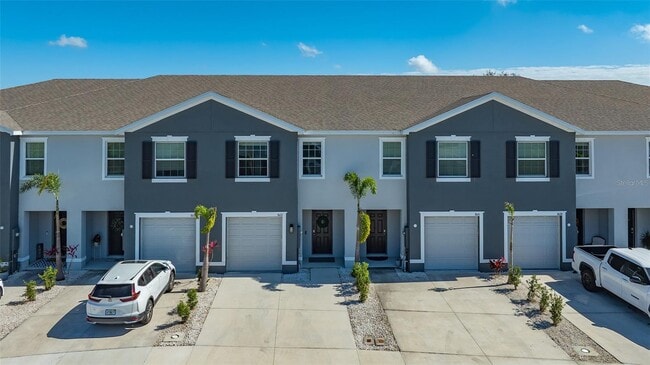 8612 Milestone Dr in Sarasota, FL - Building Photo - Building Photo