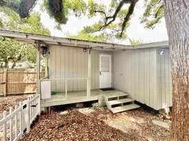 1216 E Chelsea St in Tampa, FL - Building Photo
