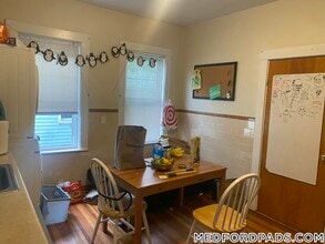 30 Adams St in Medford, MA - Foto de edificio - Building Photo