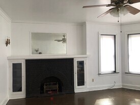 6841 S Prairie Ave in Chicago, IL - Building Photo