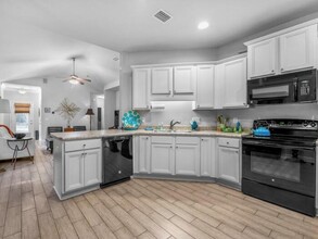 72 Marsh Landing S in Freeport, FL - Building Photo - Building Photo