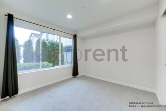 23831 5th Ave SE in Bothell, WA - Building Photo - Building Photo