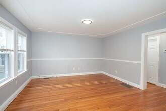 92 Old Colony Ave in Quincy, MA - Building Photo - Building Photo
