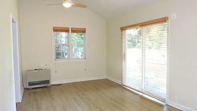 57 Knollcrest Rd in New Fairfield, CT - Building Photo - Building Photo