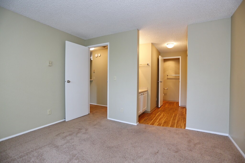 Serra Vista Apartment Homes in Lynnwood, WA