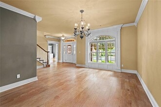 3907 NE Cadbury Ave in Bentonville, AR - Building Photo - Building Photo