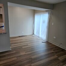 5565 Allemong Dr in Matteson, IL - Building Photo - Building Photo