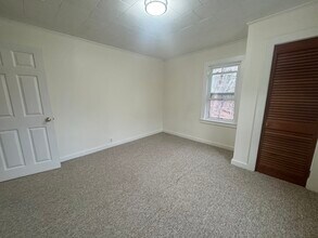 1274 Bangor Rd in Prospect, ME - Building Photo - Building Photo