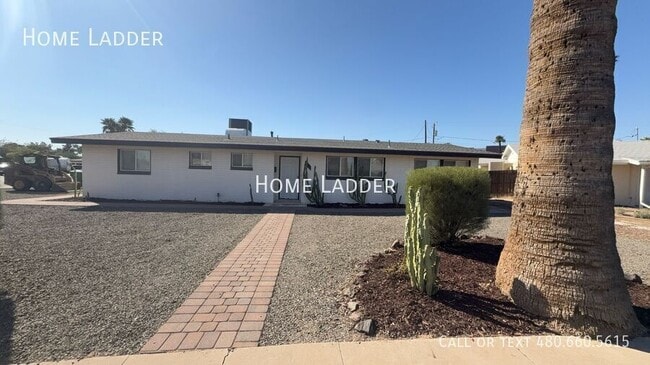 842 N Las Palmas Dr in Goodyear, AZ - Building Photo - Building Photo