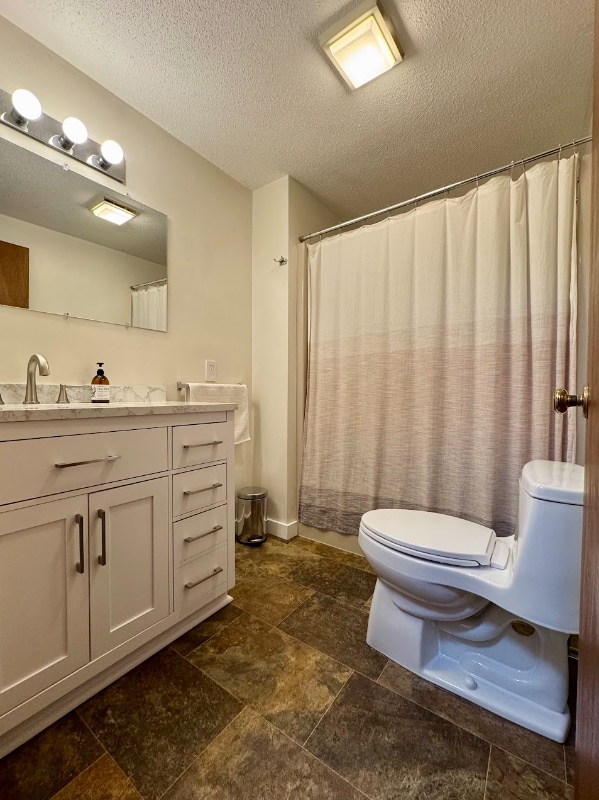 27 N Hillside Rd in Deerfield, MA - Building Photo - Building Photo