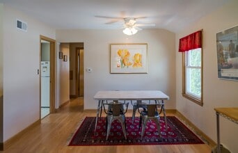 2021 N 69th St in Wauwatosa, WI - Building Photo - Building Photo